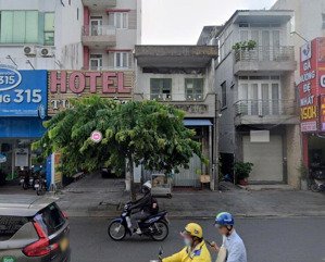 chính chủ cần bán nhà mặt tiền đường đinh tiên hoàng p. đa kao quận 1. dt 67m2 giá 23 tỷ 2 tầng