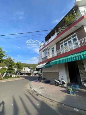 nhân - căn góc 3 tầng ngay chợ vĩnh trường thuận tiện kinh doanh mua bán