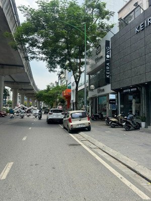 siêu phẩm nhà mặt đường cầu giấy - 91/98m2 - mặt tiền 5m - đầu tư sinh lời, giữ tiền