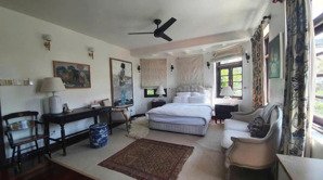 cho thuê villa căn góc 2 mặt tiền thảo điền 400m hồ bơi sân vườn xanh mát - giá 124 tr