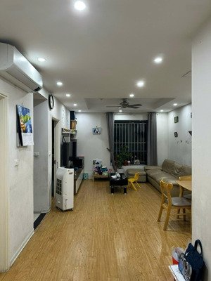 bán chung cư 2 ngủ goldsilk vạn phúc hơn 4 tỷ. gấp . mua cho con học đại học