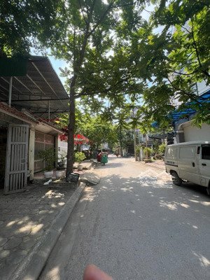 chủ mót bán btlk 135m 5 tầng mt 7m giá 29,5 tỷ có tl đường 2 ô tô tránh l.hệ tuấn 