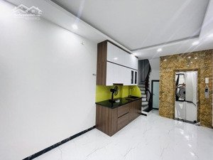 bán nhà hoàng hoa thám - ba đình: 5 tầng thang máy - cách ô tô 30m, 3 bước ra chợ - giá 8.x tỷ!