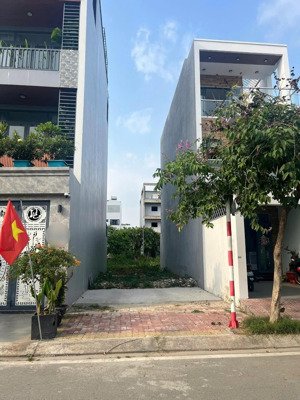 chỉ còn 1 nền duy nhất ở dương thị giang quận 12 quy hoạch đẹp chuẩn gần ủy ban giá chỉ 65 triệu/m2