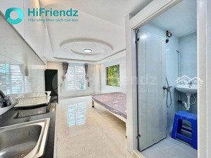 phòng trọ có bancol - máy giặt riêng - full nội thất gần hutech uth uef