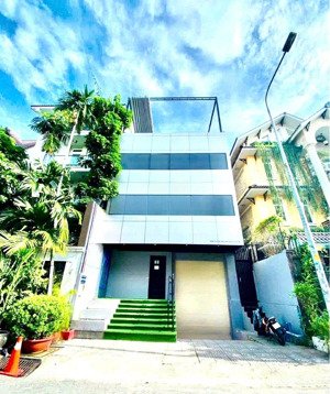 siêu phẩm nhà có hầm khu vip phan xích long 38a hoa hồng, p.2, phú nhuận dtsd 450m²