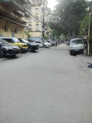 bán nhà dân xây, phố kim ngưu - hbt, vị trí đẹp, 10 m ra đường ô tô tránh, dt 35 m2, giá hơn 7 tỷ