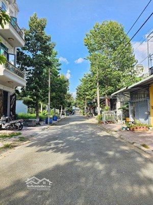 bán lô đất dt 80m2 sổ sẵn, full thổ cư, trong kdc, đường nguyễn văn tiết giao với lái thiêu 45