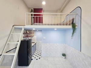 gác cao 2m, ở được 3-4ng| gần đh luật, cầu bình triệu, gigamall...