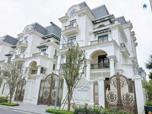 Chính chủ bán BT đơn lập KĐT mới La Khê góc đầu hồi 182m2 mặt tiền 25m giá 40,9 tỷ.LH 0888486262.