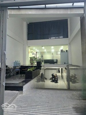 bán nhà khu phan đăng lưu - phường 7 - có hầm thang máy 22,5 tỷ ngang 6m