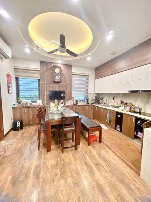 bán nhà mặt phố đường 40m thẳng cv thiên văn học,kd đỉnh tại kđt nam cường,nhà hoàn thiện đẹp