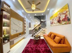 cần bán ngay nhà đại mỗ, gần ngã tư vạn phúc. ngõ rộng văn minh, mặt tiền thoáng. 32m2, 4t, 5 tỷ x