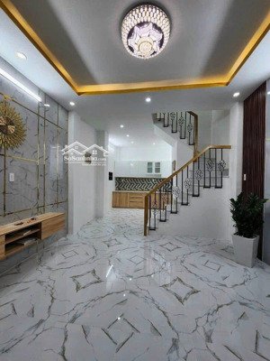 gấp lắm rồi, nhà phố nguyễn văn cừ, long biên 45m2 x 4tầng nhỉnh 8tỷ có tl