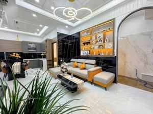 bán nhà giá ngộp 3,15 tỷ gần bệnh viện đại học y dược - hxh nguyễn trãi, phường 11, quận 5. sổ sẵn