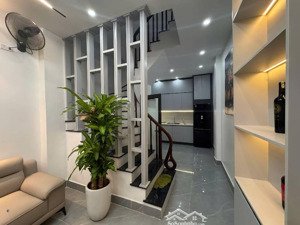 bán nhà mặt ngõ nguyễn xiển, gần ô tô tránh, kinh doanh nhỏ, 33m2, 4 tầng, 6.75 tỷ.