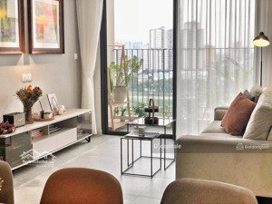 top 1 đẹp xinh xẻo tại d''capitale - trần duy hưng. giá 24tr/tháng. view hồ toà trung tâm