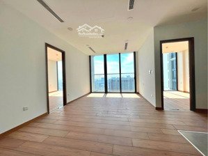 cho thuê gấp căn góc 3pn-2wc-ntcb giá chỉ 16tr5-view cầu phú mỹ, phòng ốc rộng rãi, thoáng mát