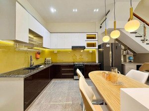 chính chủ cần bán gấp nhà hxh 1t2l đường đinh tiên hoàng, phường đa kao, quận 1