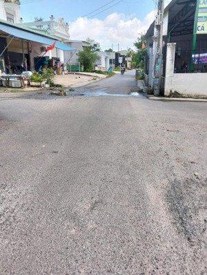 bán 2 lô đất đường nhựa hiện tại thuộc tp hcm giá rẻ