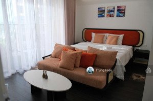 cần chuyển nhượng căn studio hillside phú quốc dt to 38.5m2. full đồ đẹp. giá cắt lỗ