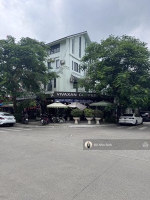căn duy nhất siêu rẻ tại gelenximco lê trọng tấn - diện tích 160m - mặt tiền 8m - giá chỉ 27 tỷ.