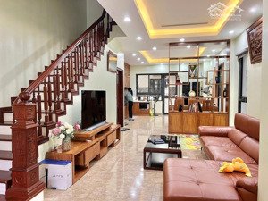 bán nhà phân lô 2 mặt ngõ ô tô tránh phố đào tấn - 70m2 - 5 tầng - 5.5m mặt tiền - 28.5 tỷ- gần phố