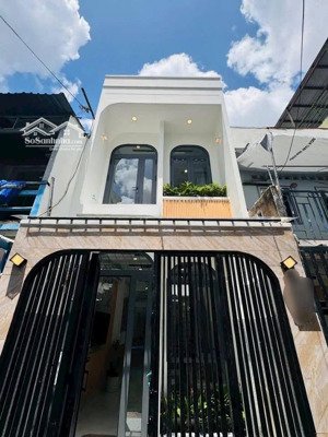 bán gấp nhà 2tỷ39/64m2 nguyễn văn hưởng p thảo điền quận 2-gần cao đẳng hàng hải-trường quốc tế bis