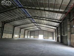 Cho thuê kho xưởng 1200m2 ở Đức Hòa, Long An giá 40tr/tháng Lh: 0974480757