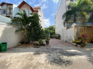 đất xây villa cụm mặt tiền trần não, cụm sông sài gòn thoáng mát. dt (9x18m). cn: 160m2. chỉ 25 tỷ