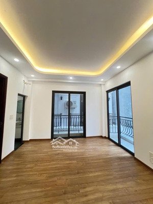 bán nhà mặt ngõ võng thị 35m, mặt tiền 5.73, 6 tầng, oto đỗ cửa!