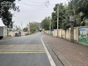 BÁN NHÀ 2 TẦNG MỚI XÂY – YÊN THƯỜNG – GIA LÂM – 2 MẶT TIỀN – Ô TÔ VÀO NHÀ – KINH DOANH