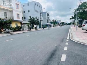 Duy nhất chung cư Hoàng Mai, Đồng Thái, An Dương 100m đường 19m giá 4,x tỷ Lh 0979087664