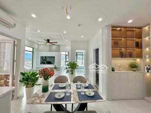 căn góc siêu phẩm 2320 oc1a view biển phố giá hời