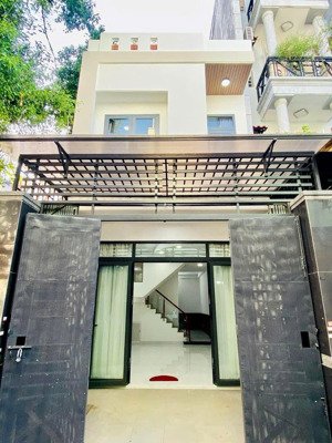 bán gấp nhà riêng dt 51m2, giá 2tỷ150tr thạnh xuân 22, phường thạnh xuân, quận 12. có shr