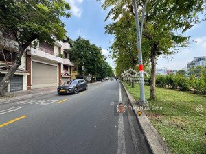 bán nhà q1 lô góc hẻm xe hơi 4m nguyễn văn nguyễn 50m² chdv dòng tiền chỉ 9.6 tỷ.