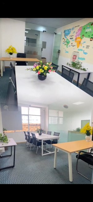 anh/chị nào đang tìm văn phòng đẹp giá tốt vị trí trung tâm, tham khảo giúp em nha