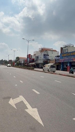 *** cho thuê đất mặt tiền đường lê văn việt, phường long thành mỹ, thủ đức, dt 428m2, 60 tr/tháng