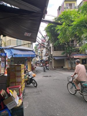 cho thuê nhà mặt phố trần quang khải, giá tốt 18 triệu, 70m2, q.hoàn kiếm, hn