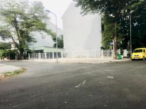 Lô góc 2MT KDC Gia Hoà đường rộng 16mét gần sông thoáng mát
