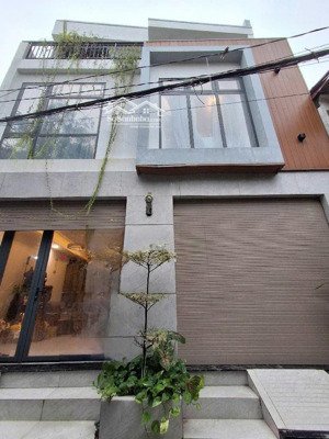 nhà 4 tầng siêu đep hxh 6m ngay nguyễn thị thập,quận 7,dt 130m,6pn.chỉ 14 tỷ x