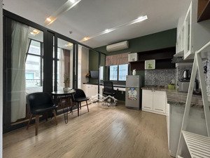 siêu phẩm căn hộ ban công 30m2 - tiện ích 5 sao - hồ bơi / gym tiện nghi - trung tâm - view sg