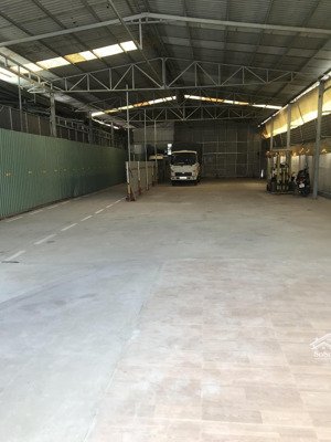 cho thuê kho, nhà xưởng đường huỳnh tấn phát, p tân phú, quận 7. dt 380 m2, lh chính