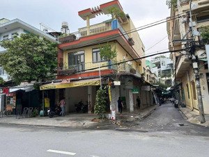 căn góc 2 mặt tiền phạm huy thông, dt: 7m x 18m - giá: 55 tr/tháng