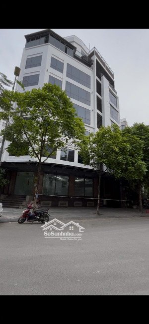 chính chủ cho thuê gấp tòa nhà văn phòng hạng a dịch vọng hậu 160m2 x 9 tầng. lh 