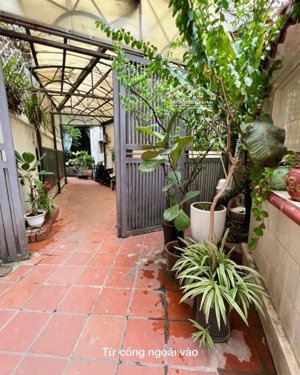 cho thuê nhà nguyên căn ngõ thổ quan, khâm thiên 4 tầng riêng biệt giá tốt chỉ 6 triệu/tháng