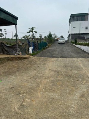 bán 170m, mặt tiền gần 11m giáp vách xanhvilas, giáp đại học quốc gia, giá đầu tư