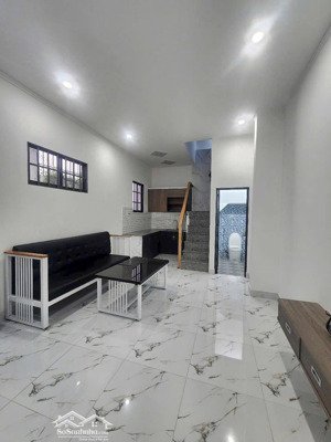 cho thuê nhà liền kề 2pn, 2wc sạch sẻ thoáng