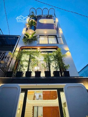 bán nhanh gần công viên tao đàn. nhà 64m2 võ văn tần, p5, q3. giá 3tỷ200, xây 1trệt 3lầu, sổ riêng