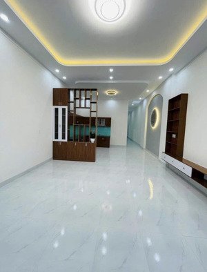 chính chủ bán nhà đường hậu giang p2 quận 6, 60m2 lh vân xem ngay